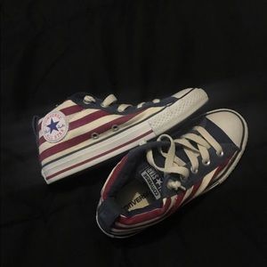 Converse size 1.5y